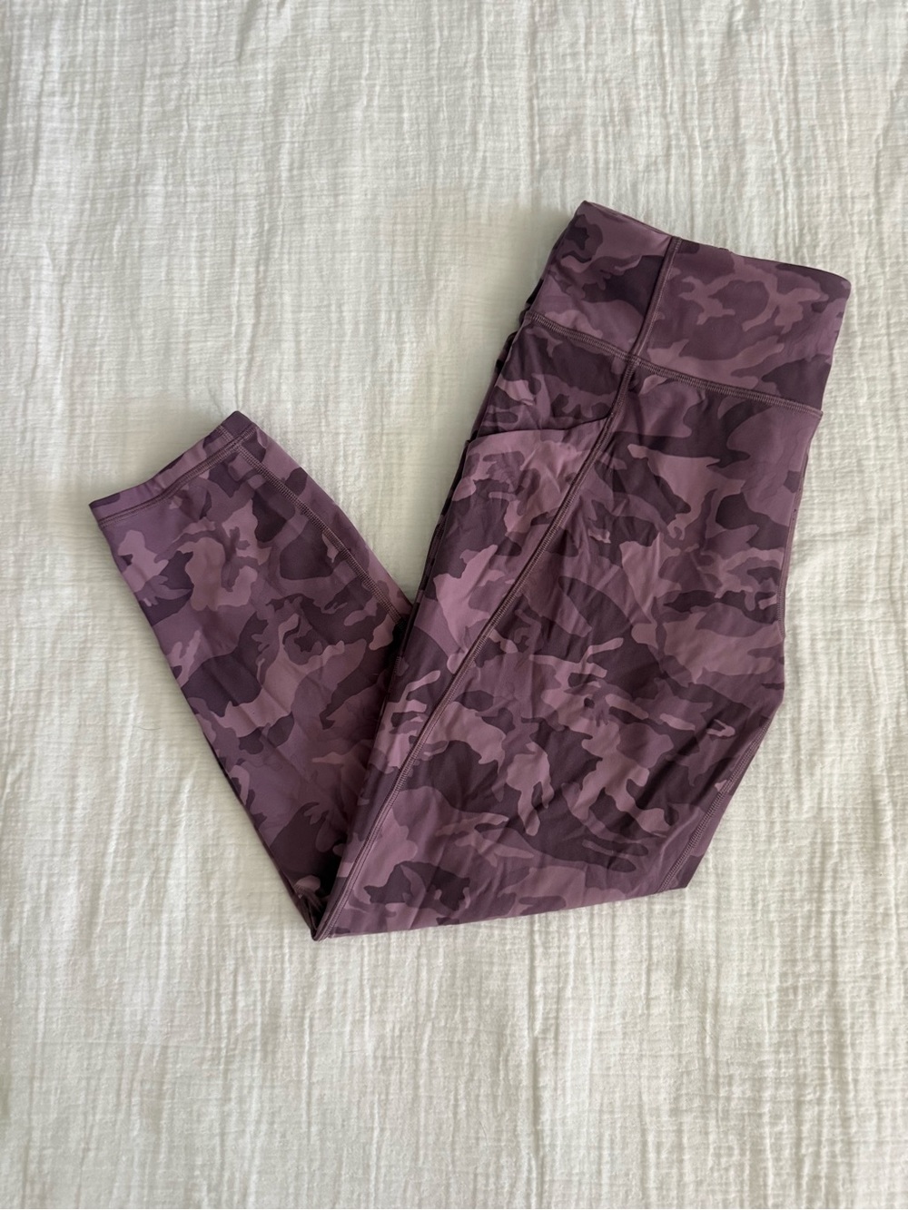 lululemon Time To Sweat Crop 23” incognito Camo Pink taupe leggings